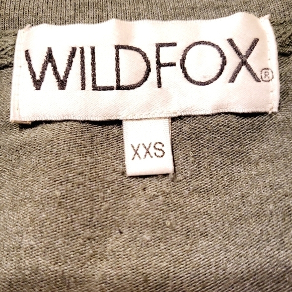 Wildfox | V-Neck Sweatshirt - Picture 3 of 3